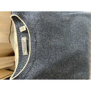 New Williams & Kent Blue Crewneck Sweater L with White Trim